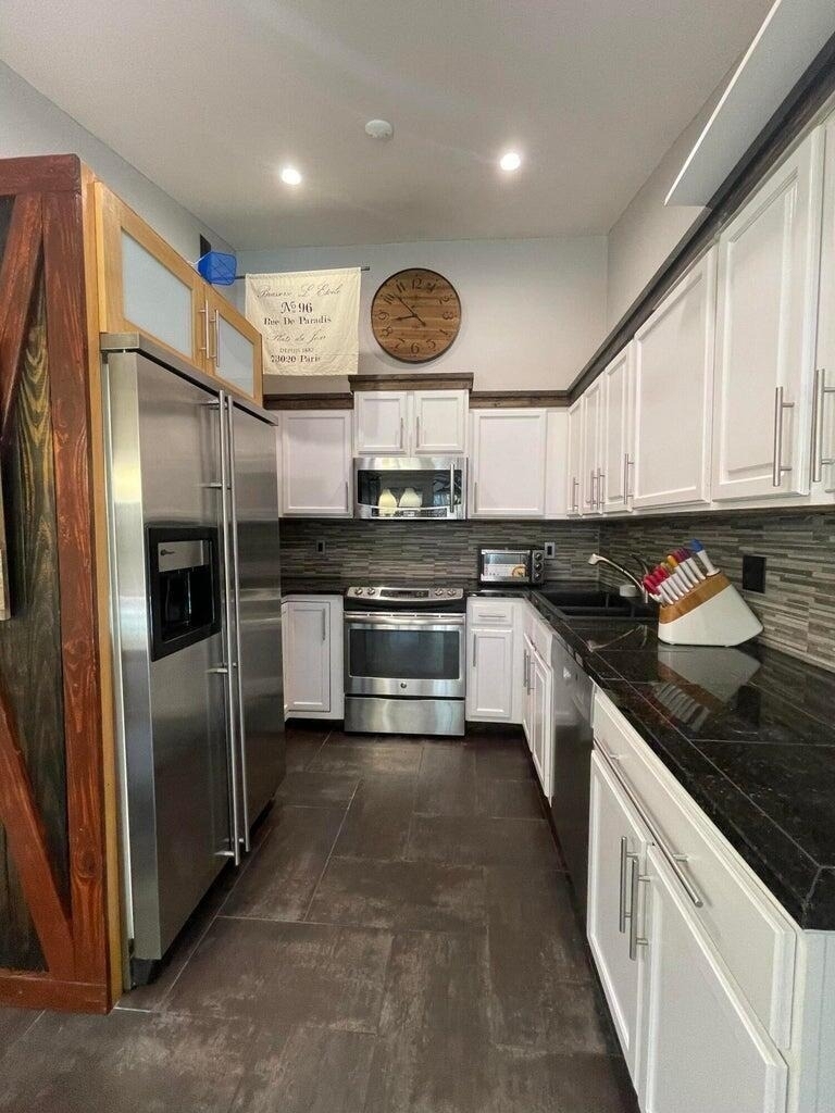 1259 Denlow Lane - Photo 16