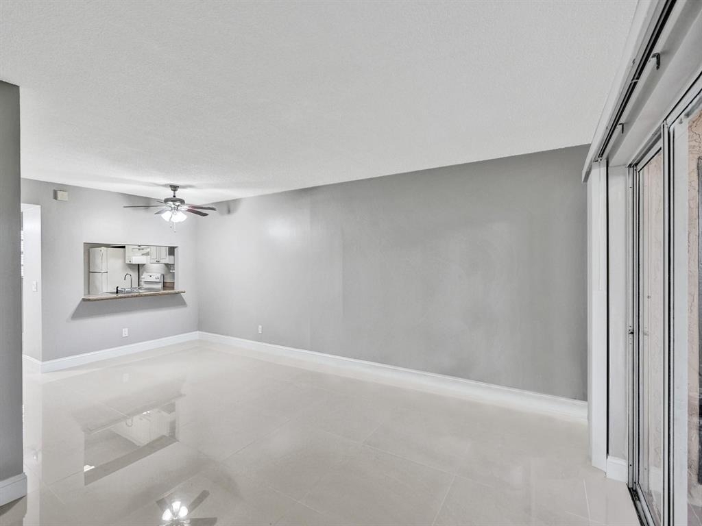821 Nw 103rd Avenue - Photo 10