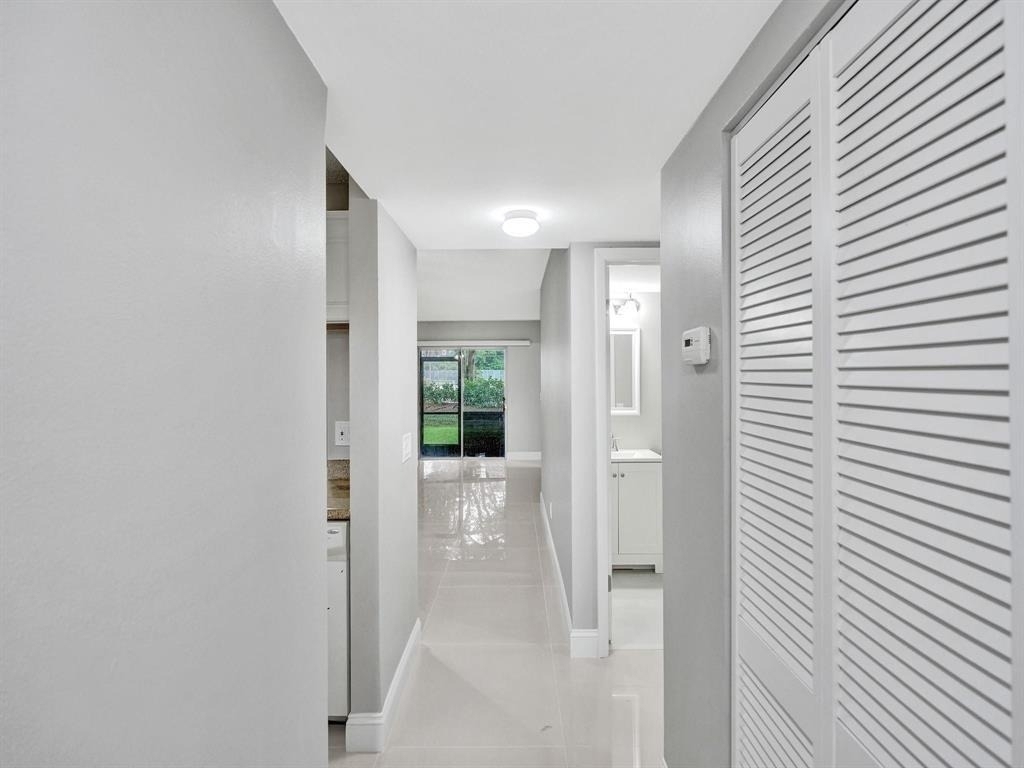 821 Nw 103rd Avenue - Photo 20
