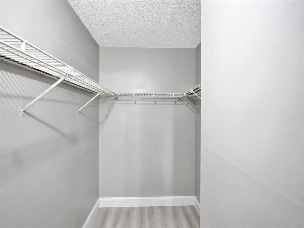 821 Nw 103rd Avenue - Photo 13