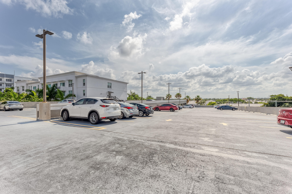 2401 Ne 65th Street - Photo 48