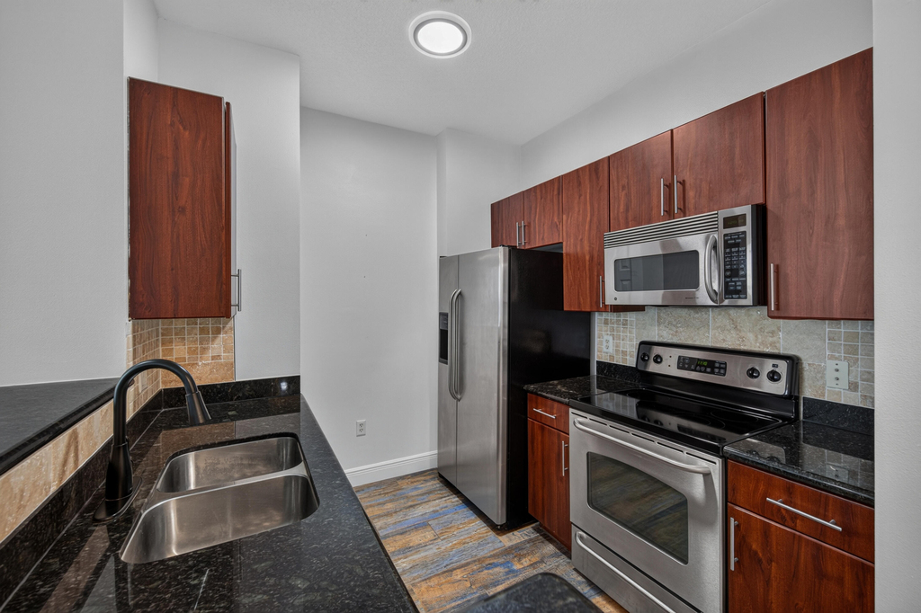 2401 Ne 65th Street - Photo 9