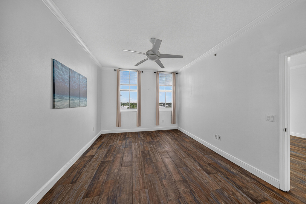 2401 Ne 65th Street - Photo 20