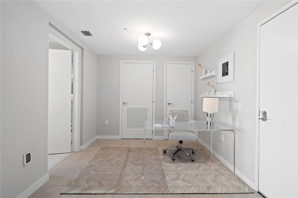 401 N Birch Road - Photo 9