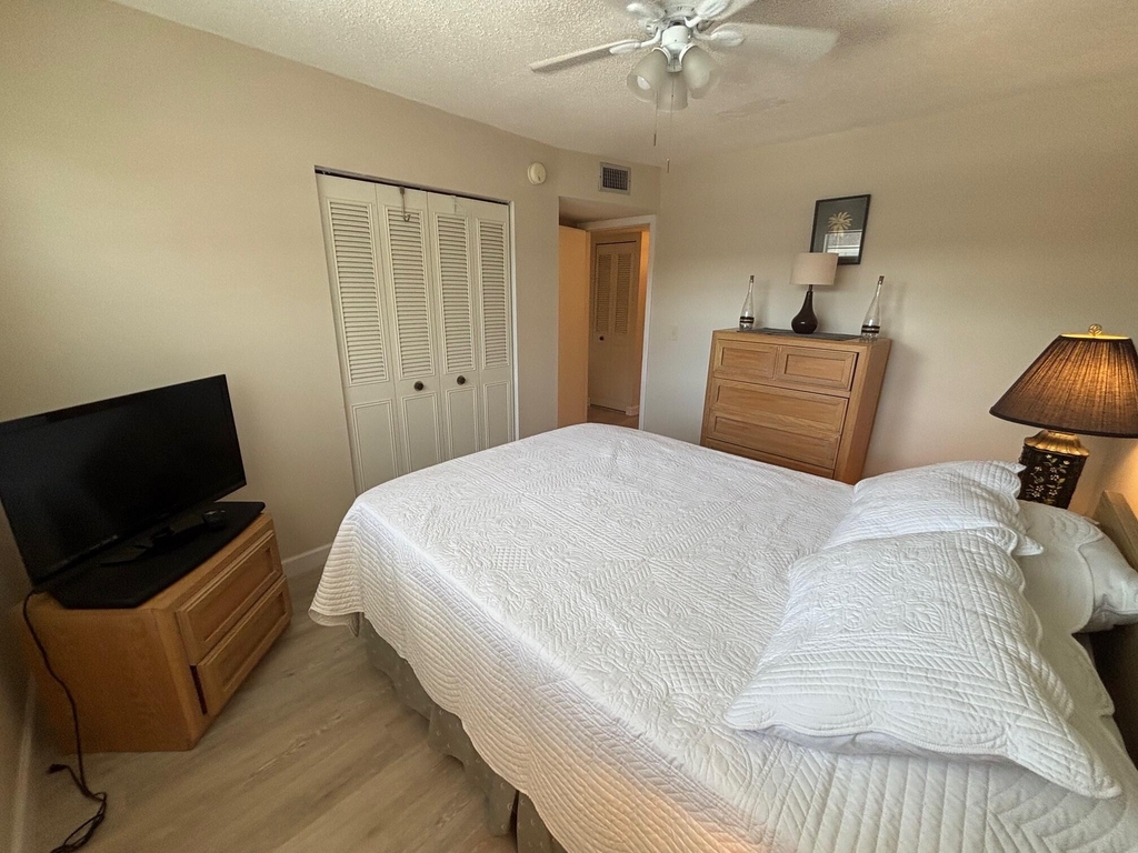 2950 Se Ocean Boulevard - Photo 9