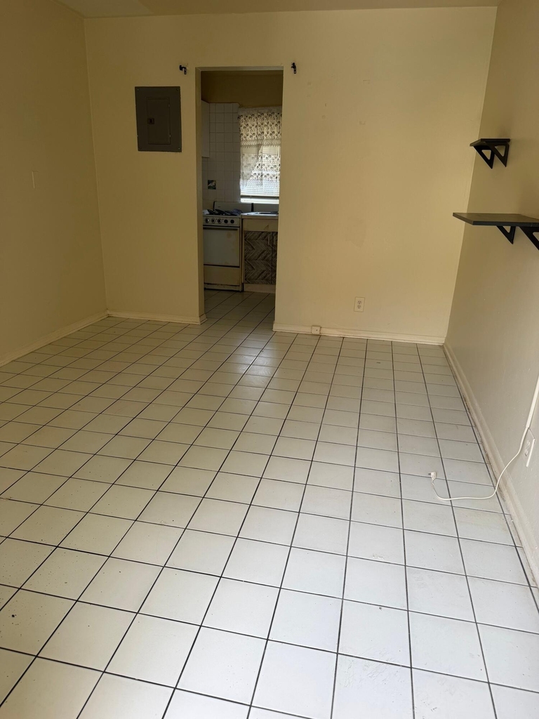 1044 Ne 16th Terrace - Photo 0