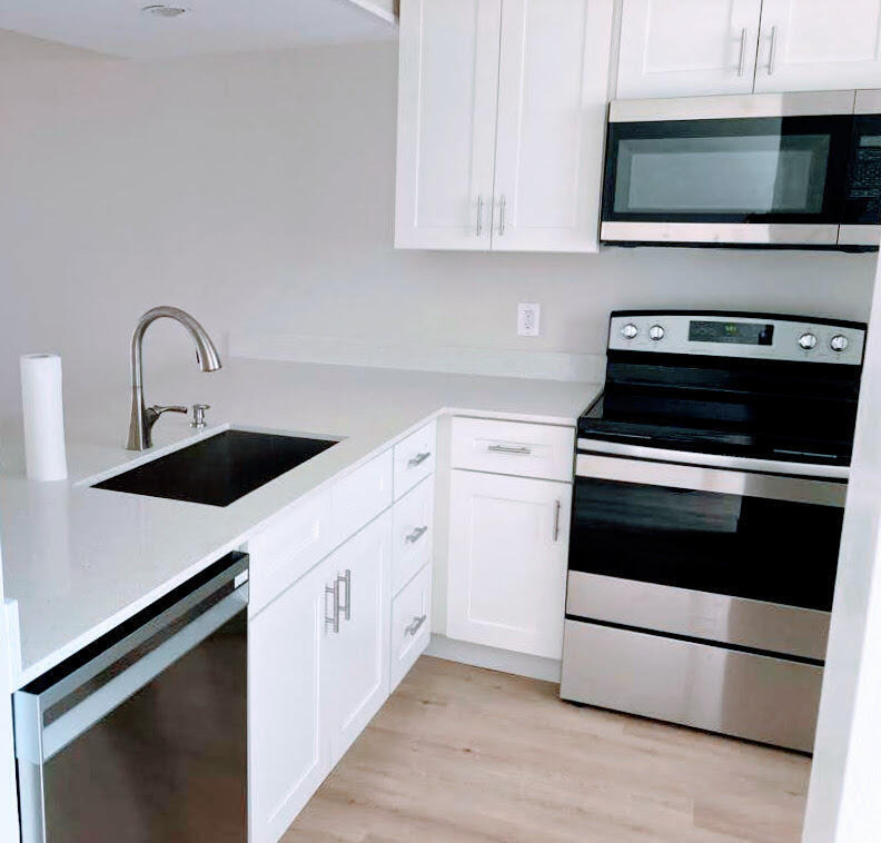1721 Whitehall Drive - Photo 9