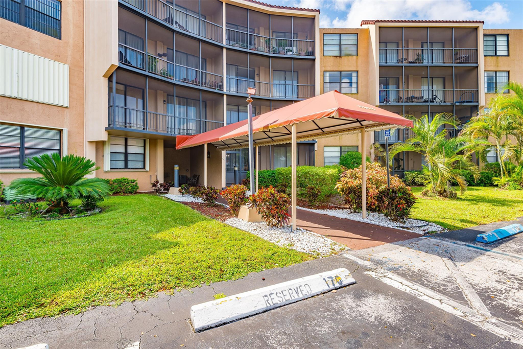 3900 N Hills Drive - Photo 30