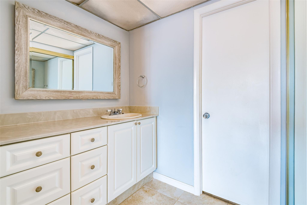 3900 N Hills Drive - Photo 17