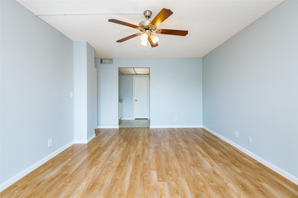 3900 N Hills Drive - Photo 16