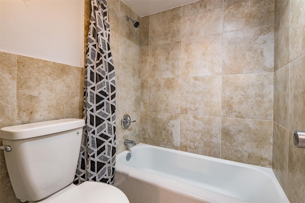 3900 N Hills Drive - Photo 19