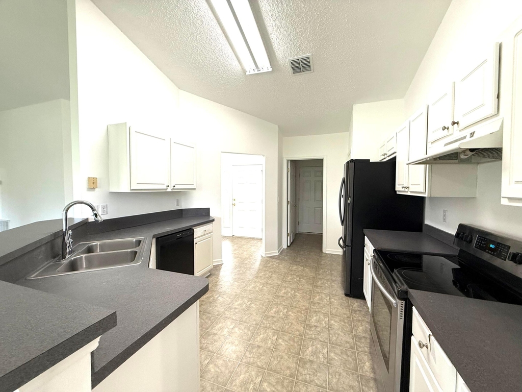 324 Seaside Terrace - Photo 9