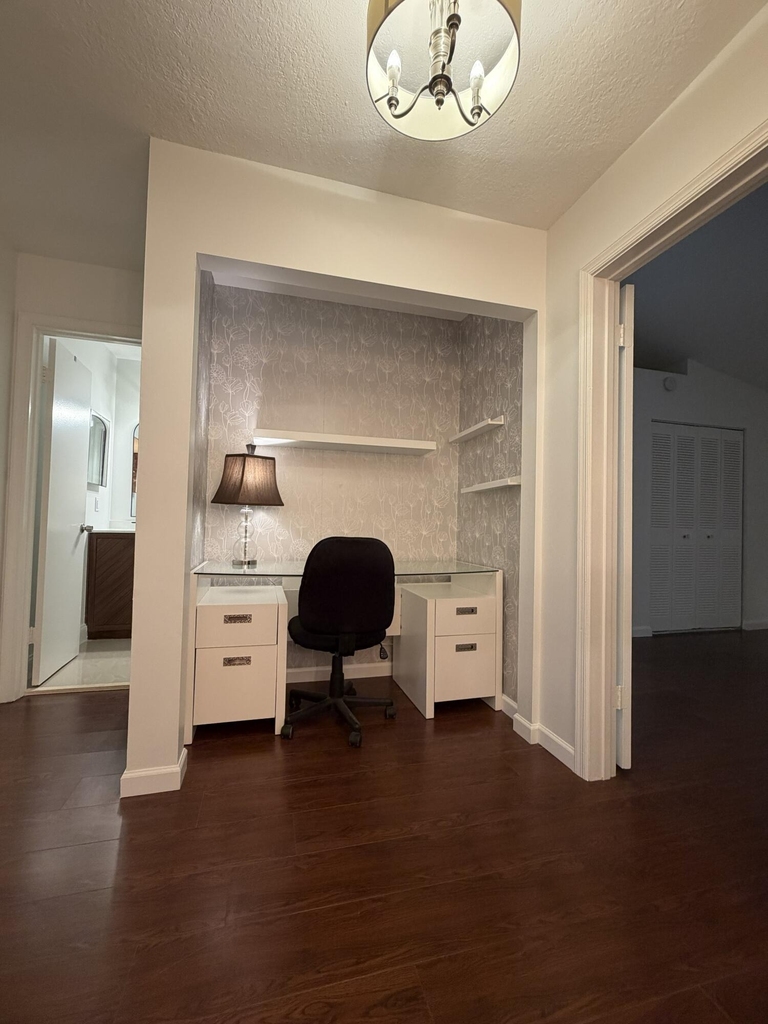 8953 Nw 23rd Street - Photo 28
