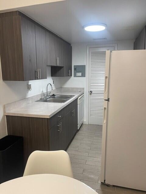 202 Lucerne Avenue - Photo 1
