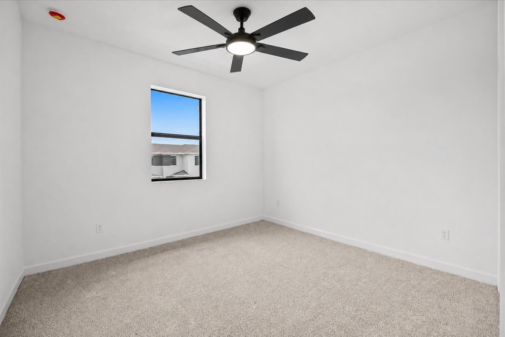 9982 Sw Torquay Drive - Photo 16