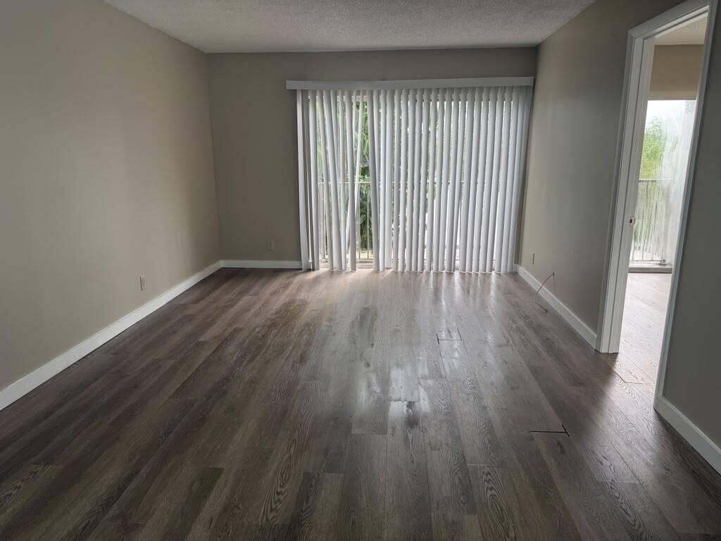 8600 N Sherman Circle - Photo 6