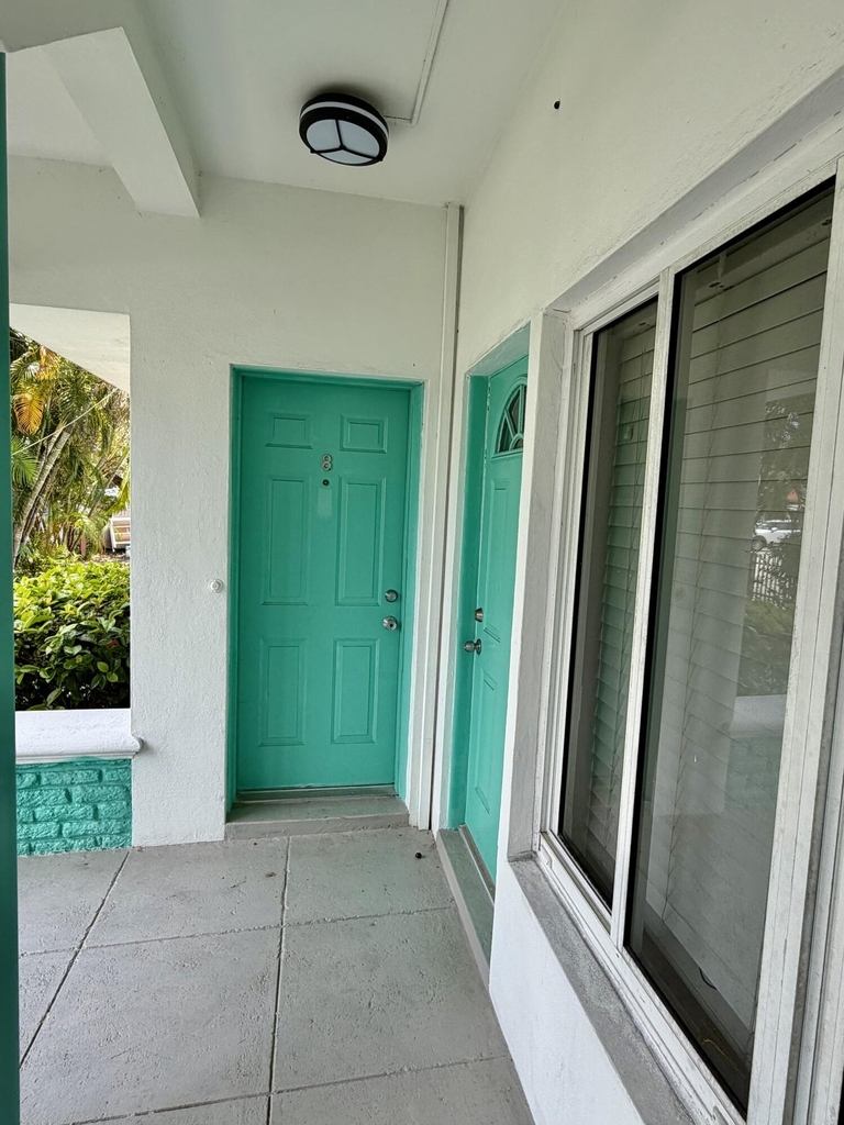 1980 Bay Drive - Photo 5