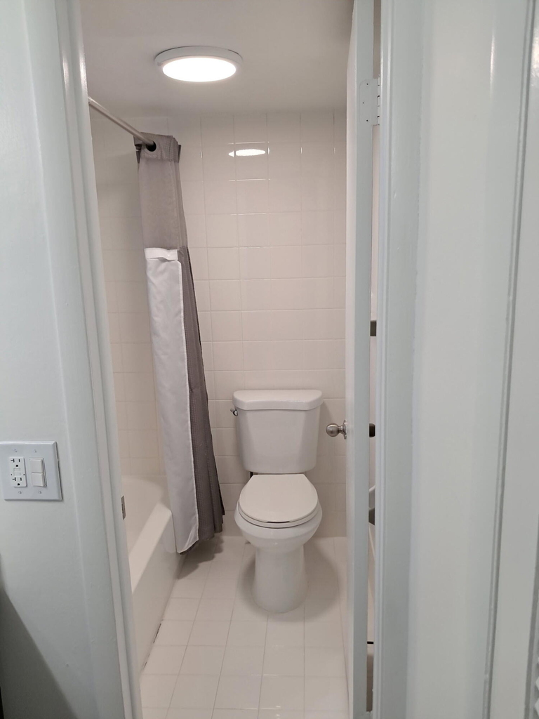 3100 N Pine Island Road - Photo 18
