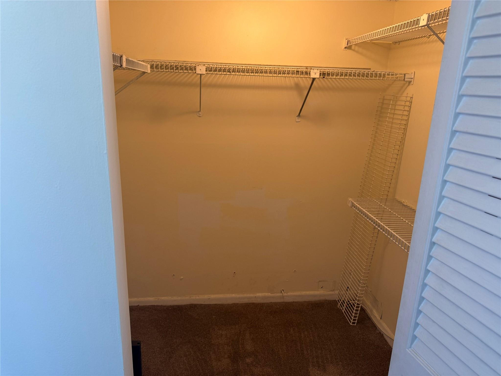 2860 Somerset Drive - Photo 48