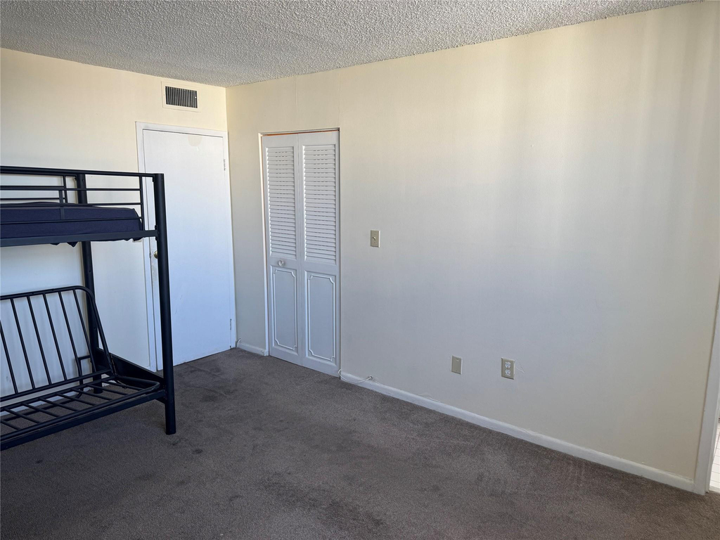 2860 Somerset Drive - Photo 43