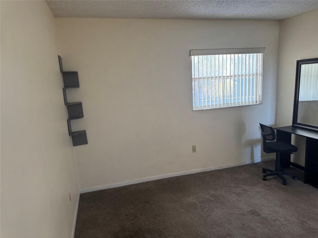 2860 Somerset Drive - Photo 34