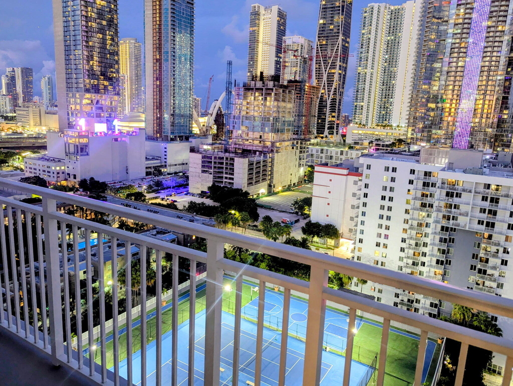 850 N Miami Avenue - Photo 2