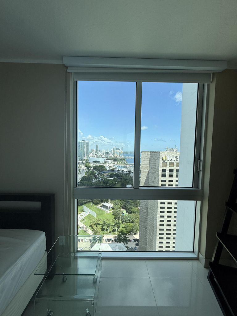 325 S Biscayne Boulevard - Photo 3