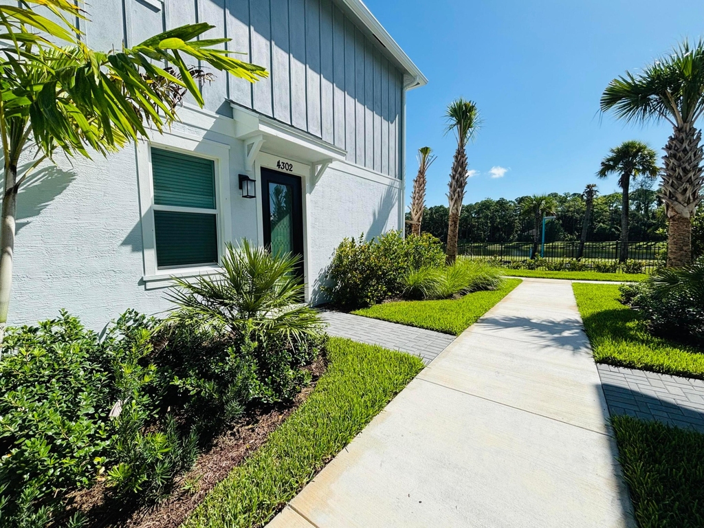 4302 Brookgreen Square - Photo 1
