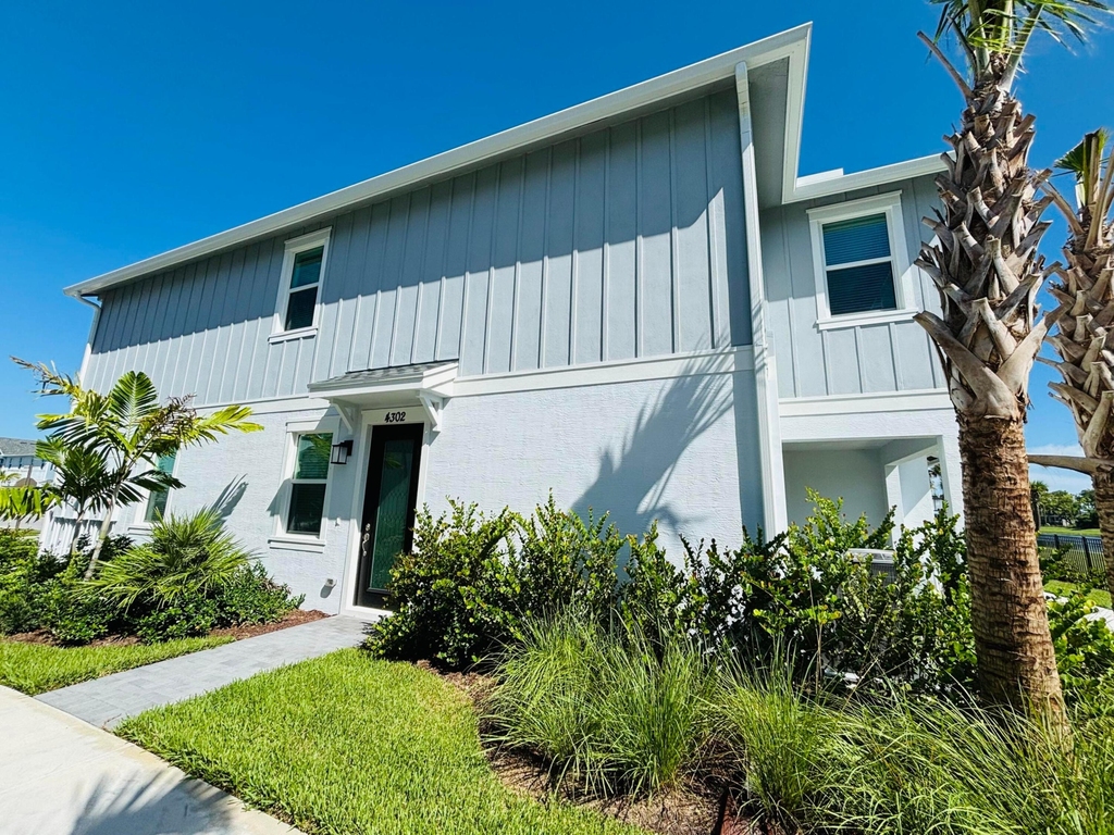 4302 Brookgreen Square - Photo 0