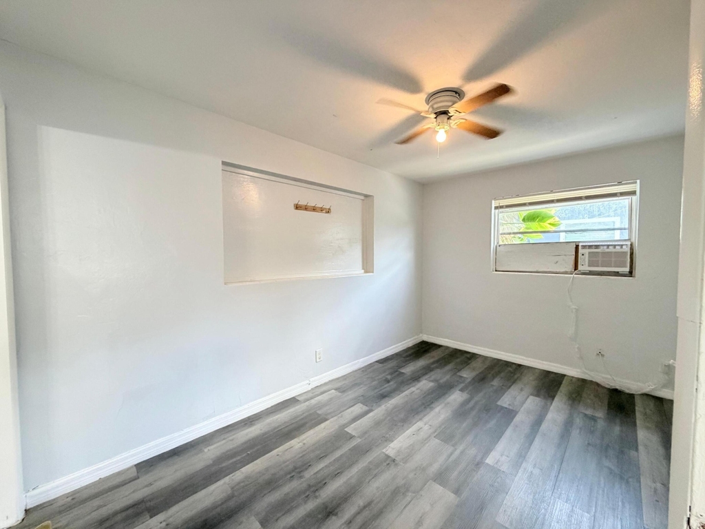 113 E 27th Street - Photo 5