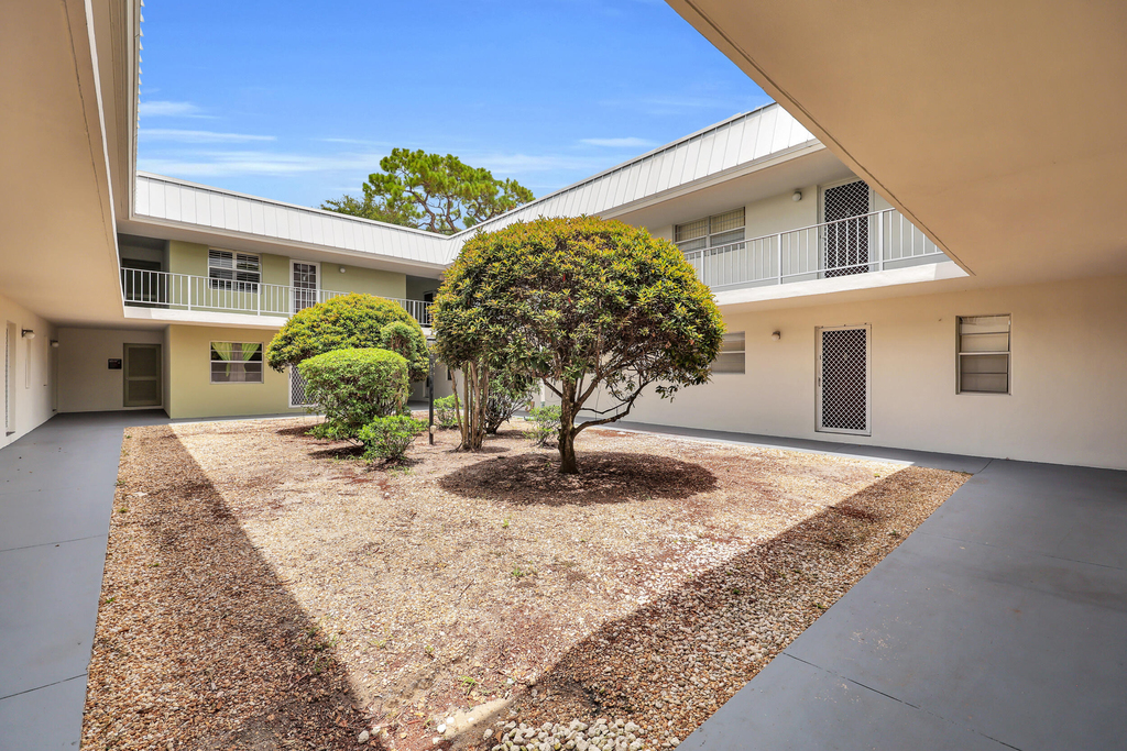 2302 Sunrise Boulevard - Photo 1
