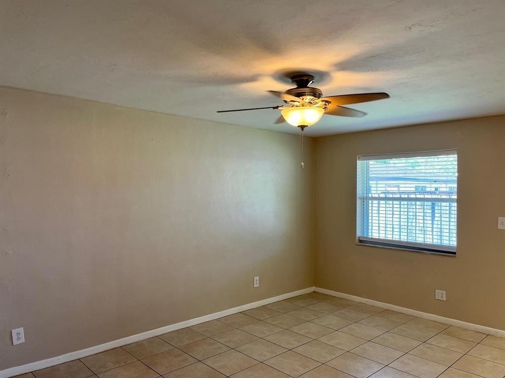 1851 Sw 25th Street - Photo 7