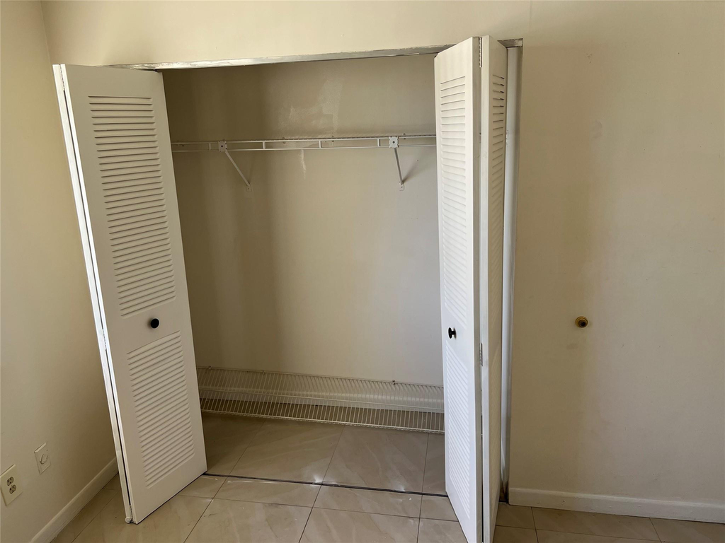 2941 Nw 92nd Avenue - Photo 16