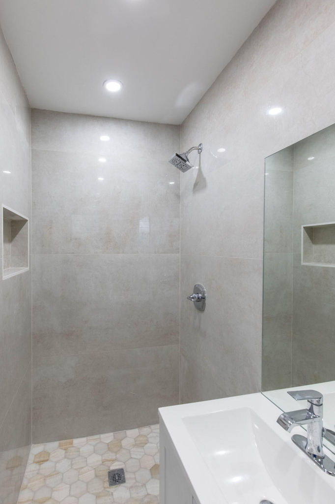 31 Ne 28th Court - Photo 26