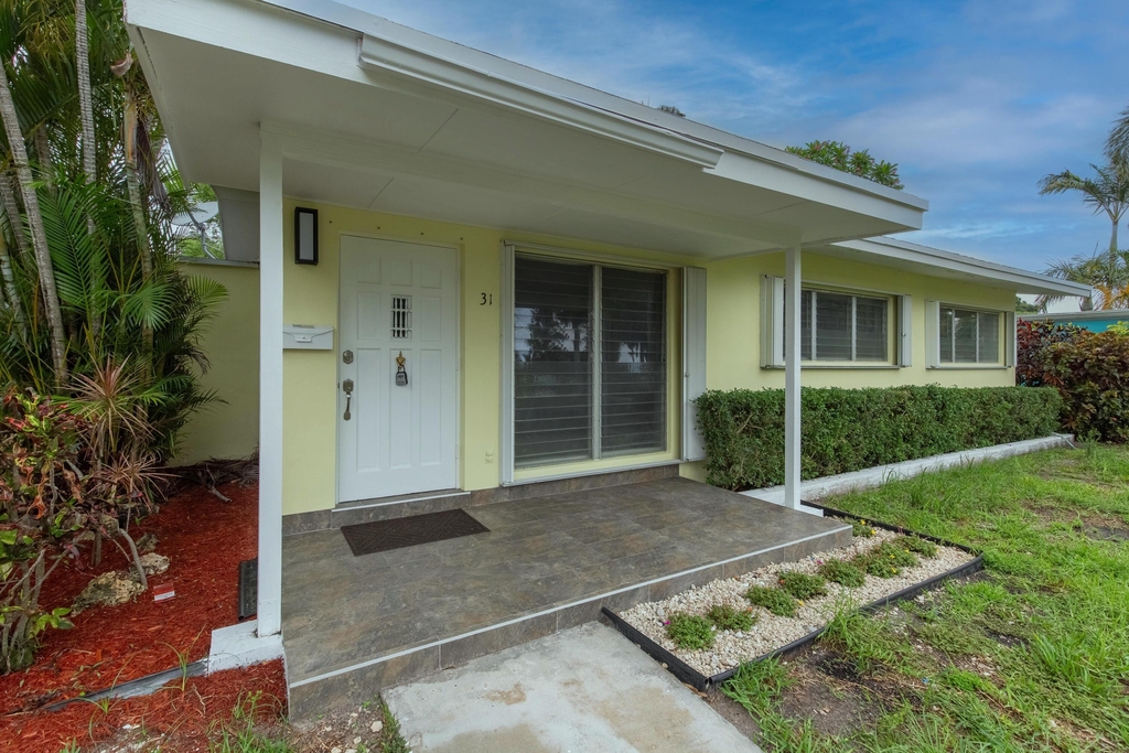 31 Ne 28th Court - Photo 3
