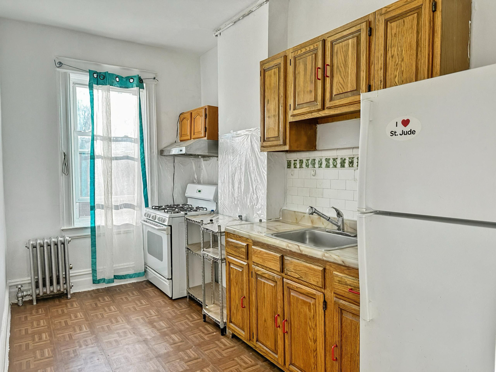 88-20 86th Street - Photo 10