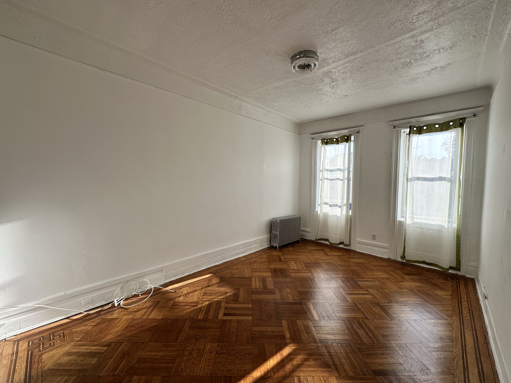 88-20 86th Street - Photo 6