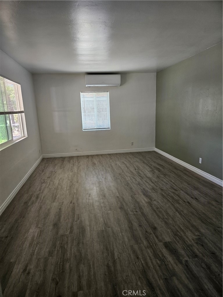 712 E Whittier - Photo 3