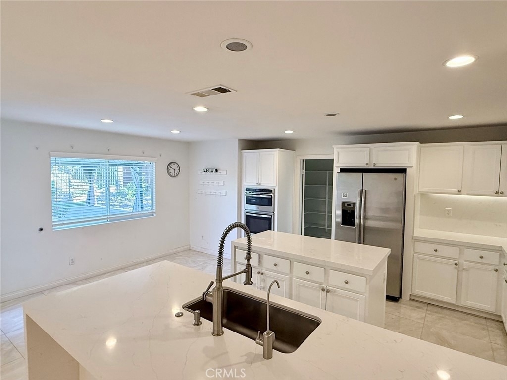 11226 Evergreen - Photo 19