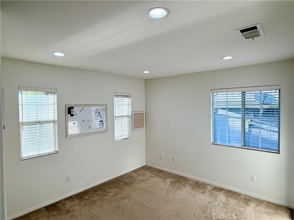 11226 Evergreen - Photo 23