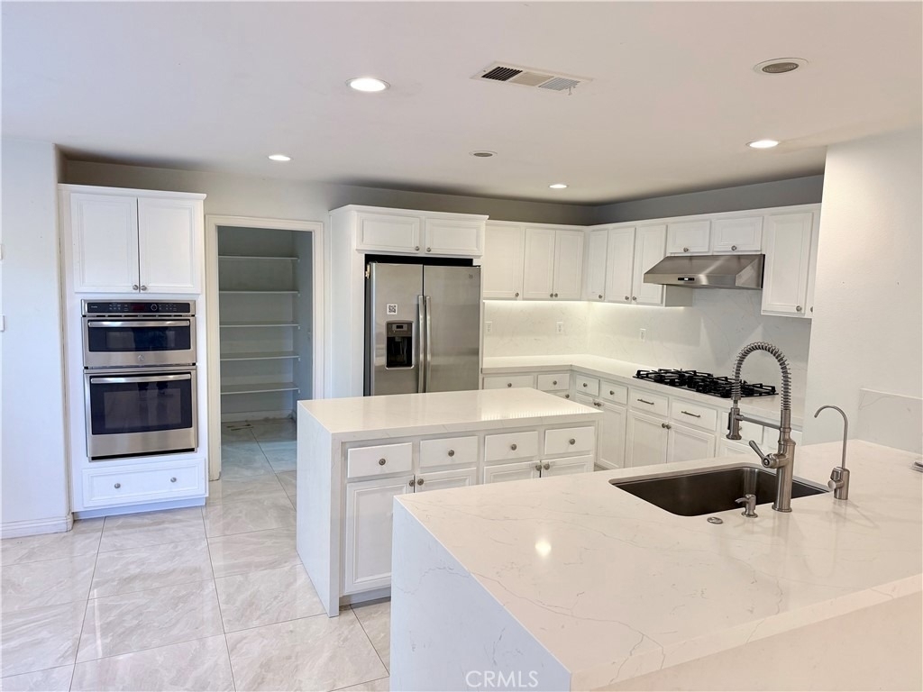 11226 Evergreen - Photo 9