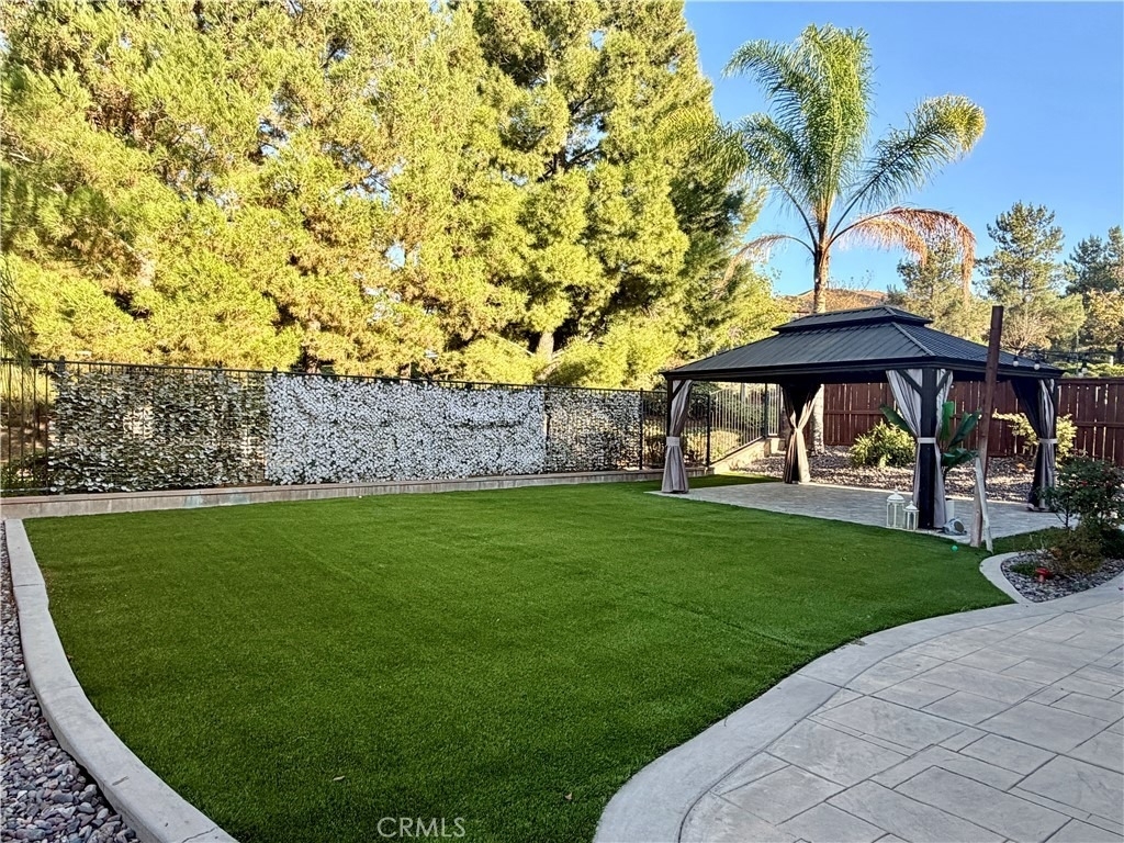 11226 Evergreen - Photo 44