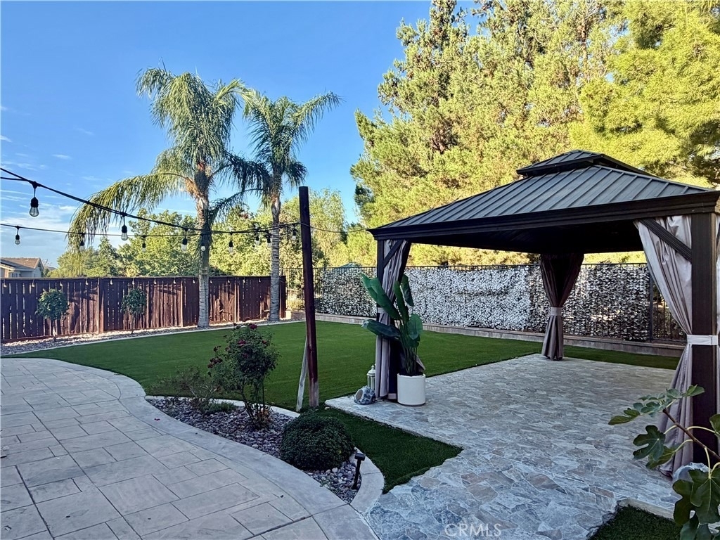 11226 Evergreen - Photo 45