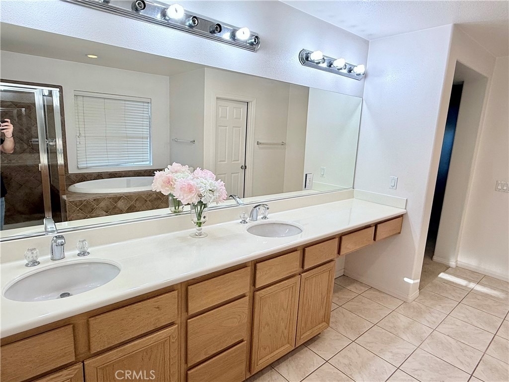 11226 Evergreen - Photo 34