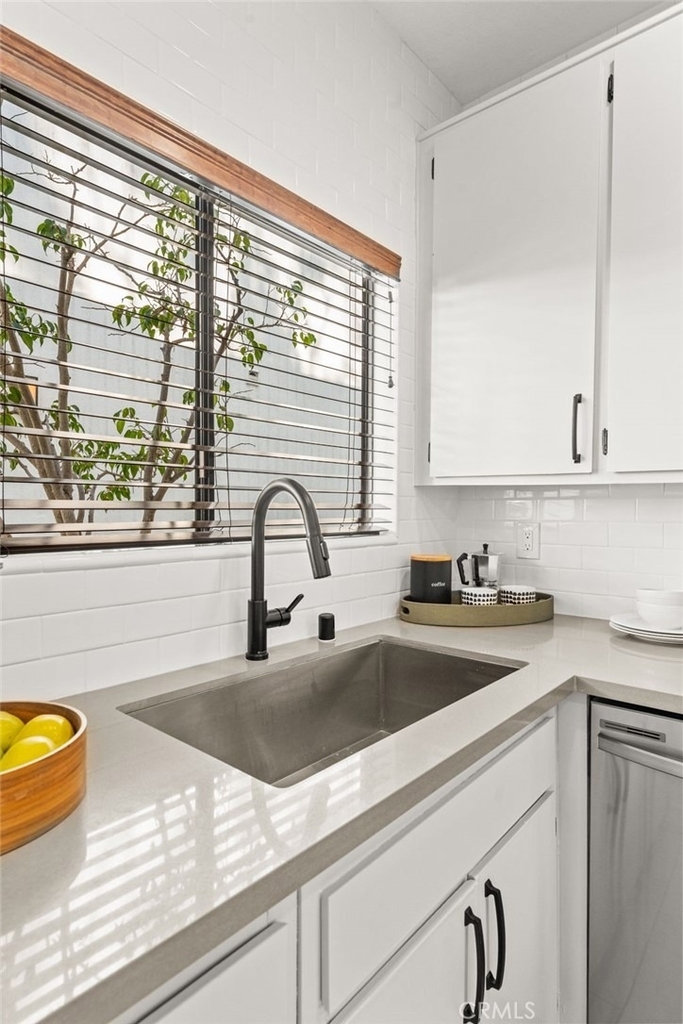 2500 Abbot Kinney Boulevard - Photo 1