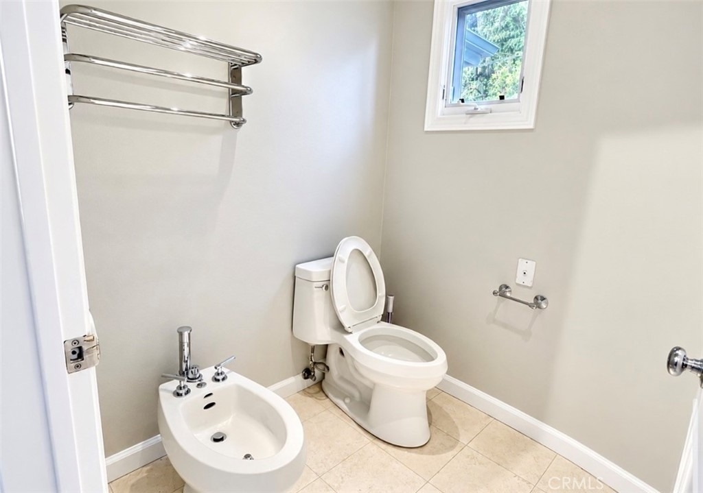16972 Oak View Drive - Photo 7