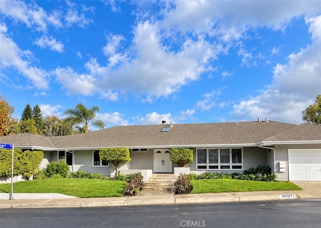 16972 Oak View Drive - Photo 0