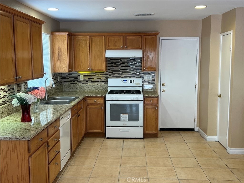 2920 Tumbleweed - Photo 3