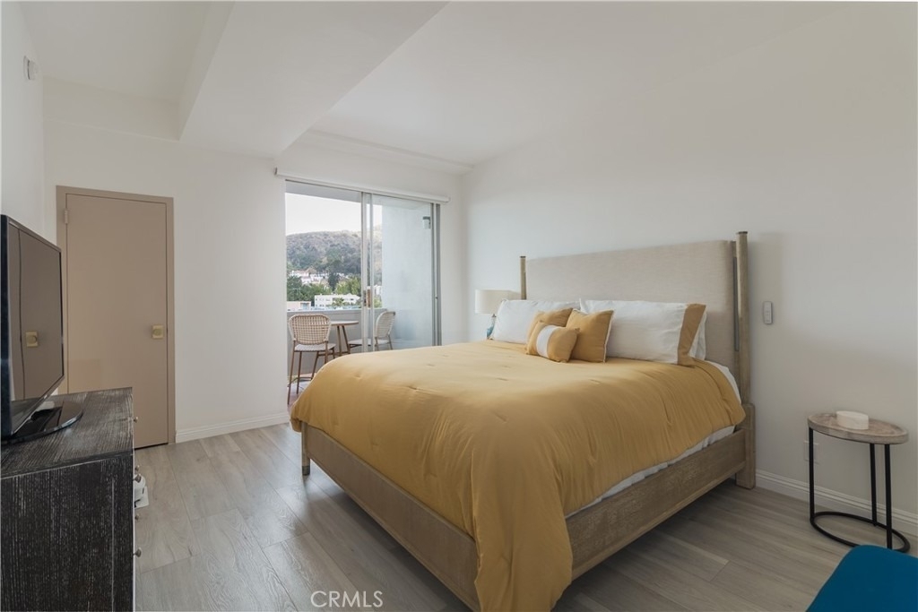 7250 Franklin - Photo 9