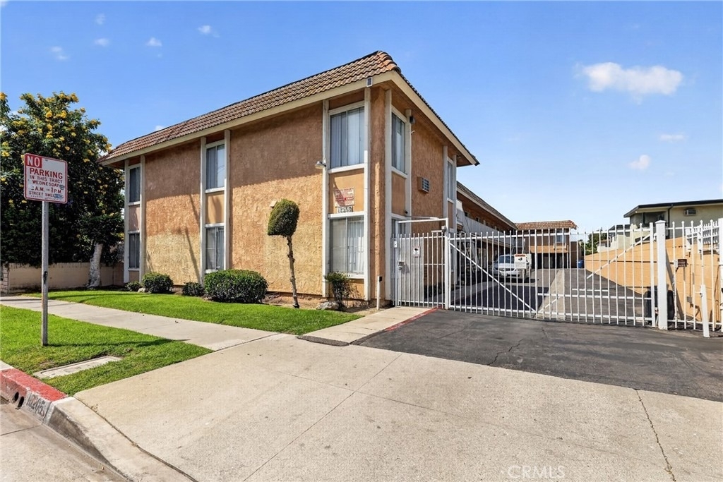 16205 Cornuta Ave - Photo 14